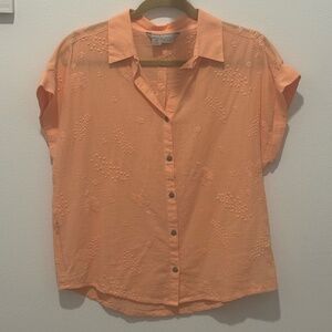 Short sleeve Royal Robbins button down top